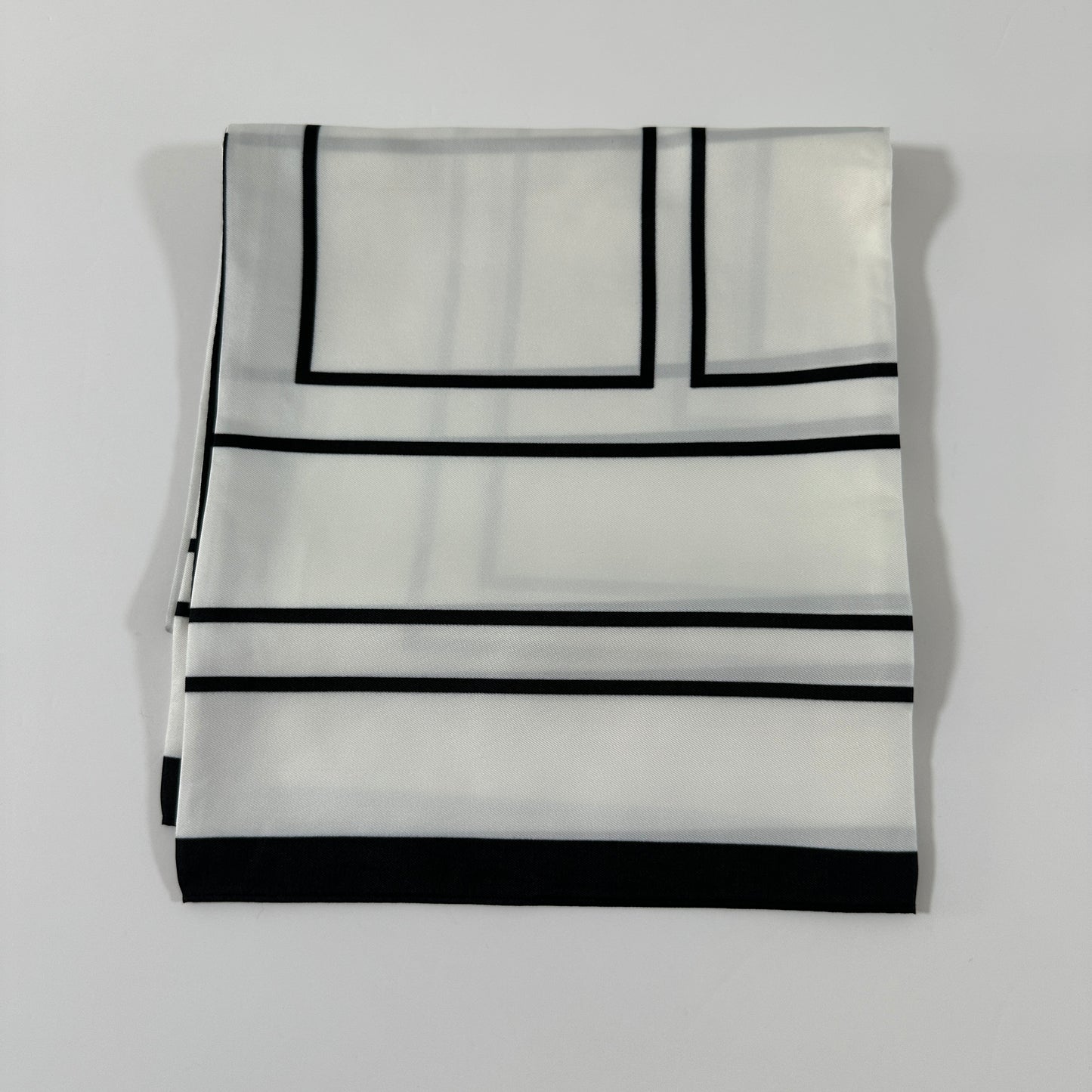 מטפחת דגם לינה